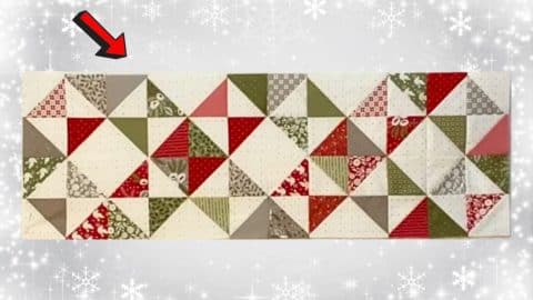 Easy Christmas Table Runner | DIY Joy Projects and Crafts Ideas