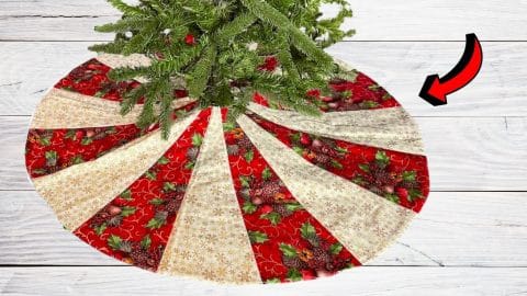 Easy Christmas Tree Skirt With Free Pattern | DIY Joy Projects and Crafts Ideas