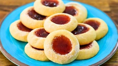 Easy Thumbprint Jam Cookies Recipe | DIY Joy Projects and Crafts Ideas
