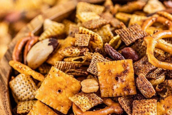 Homemade Party Chex Mix