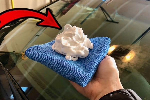 The Secret Trick to a Streak-Free and Clear Windshield