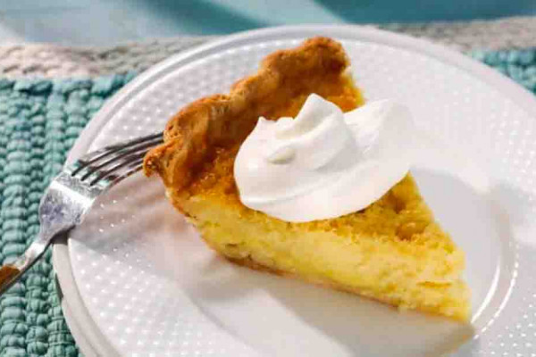 Old-Fashioned Lemon Buttermilk Pie