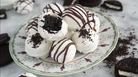 3-Ingredient No-Bake Oreo Balls | DIY Joy Projects and Crafts Ideas