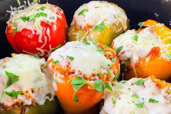 Crockpot Ground Beef & Rice Stuffed Peppers Recipe