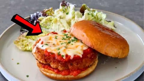 Easy Chicken Parm Burgers Recipe | DIY Joy Projects and Crafts Ideas