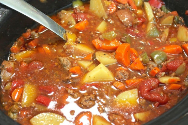 Easy Crockpot Hamburger Soup Recipe