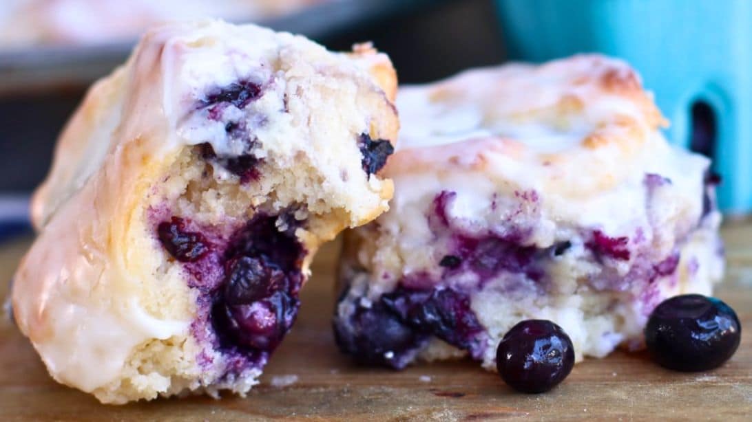 Easy Glazed Blueberry Biscuits Recipe | DIY Joy Projects and Crafts Ideas