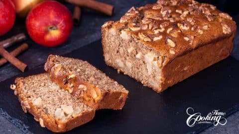 Healthy Sugar-Free Apple Bread Recipe | DIY Joy Projects and Crafts Ideas