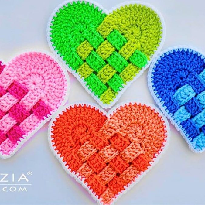 How-to-Crochet-A-Woven-Heart-