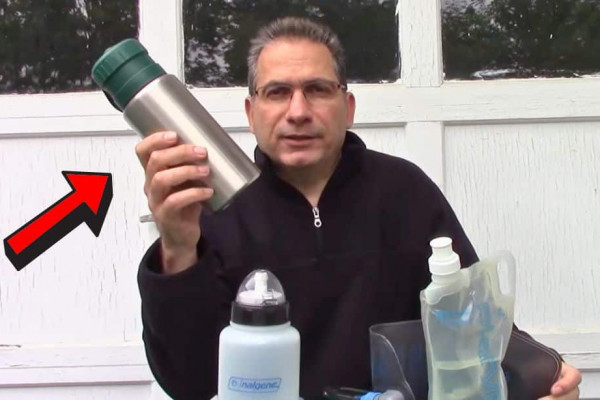 How to Remove Stale Odors and Taste From Water Bottles