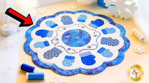How to Sew a Simply Sweet Quilted Table Topper | DIY Joy Projects and Crafts Ideas
