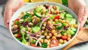 Mediterranean Chickpea Salad