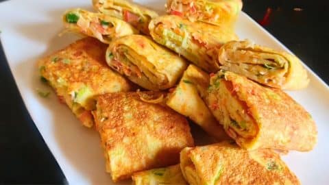 10-Minute Breakfast Omelet | DIY Joy Projects and Crafts Ideas