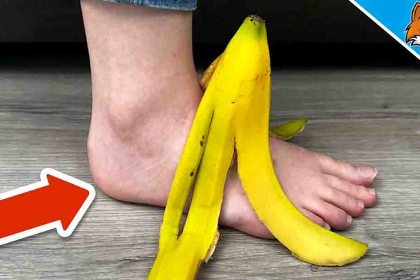 How To Make Your Feet Soft Using Banana Peel