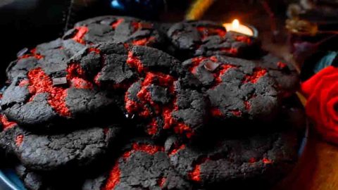 Lava Monster Cookies Recipe | DIY Joy Projects and Crafts Ideas