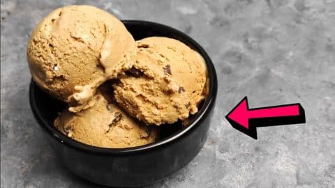 3-Ingredient Coffee Ice Cream Recipe | DIY Joy Projects and Crafts Ideas