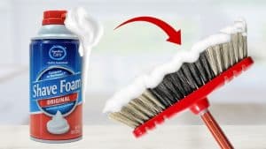 5 Easy Cleaning Tricks with Shaving Foam