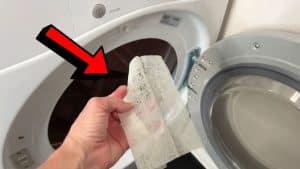 8 Smart Uses for Dryer Sheets