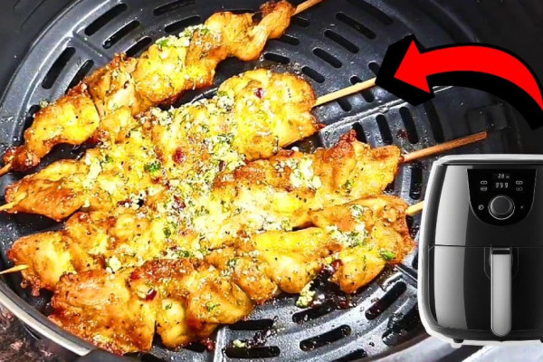 Air-Fryer Garlic Parmesan Chicken Skewers Recipe