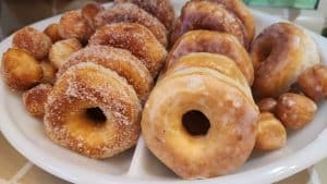 Easy 2-Ingredient Fresh Donuts Recipe