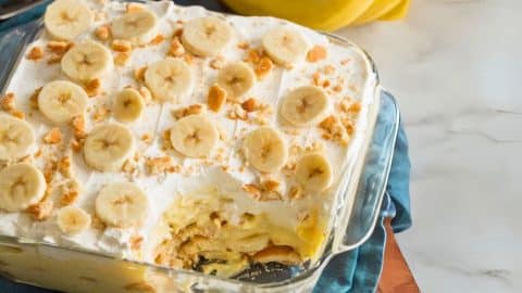 Old-Fashioned Homemade Banana Pudding | DIY Joy Projects and Crafts Ideas
