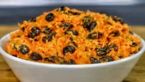 Southern Carrot Salad With Raisins