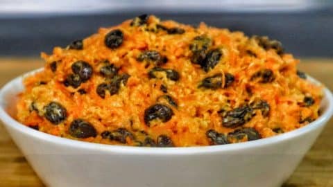 Southern Carrot Salad With Raisins | DIY Joy Projects and Crafts Ideas