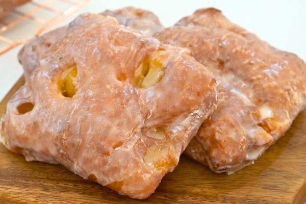Super Crunchy Glazed Apple Fritters Recipe