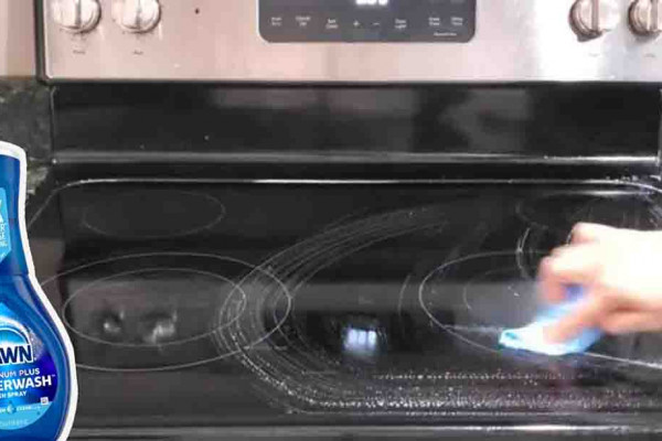 How to Clean a Glass Stovetop with Dawn Dish Spray