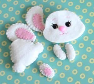 How to Make a Cute DIY Felt Easter Bunny - DIY Joy
