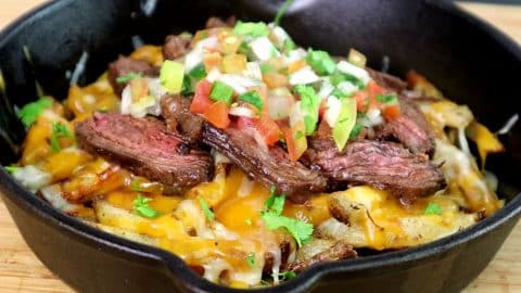 Easy Loaded Skillet Steak & Fries Recipe | DIY Joy Projects and Crafts Ideas