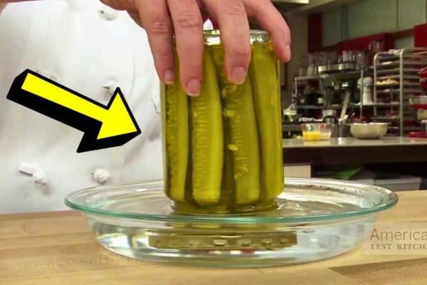 How to Easily and Quickly Open a Stubborn Jar Lid