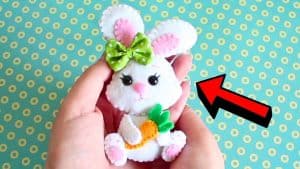 How to Make a Cute DIY Felt Easter Bunny