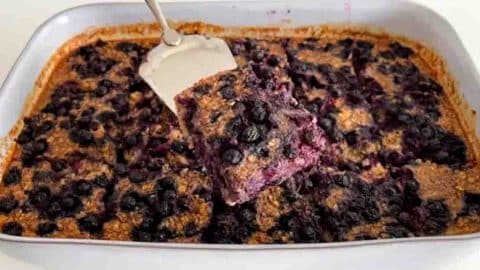Blueberry Pie Baked Oats Casserole Recipe | DIY Joy Projects and Crafts Ideas