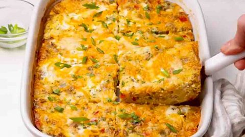 Hashbrown Breakfast Casserole with Sausage | DIY Joy Projects and Crafts Ideas