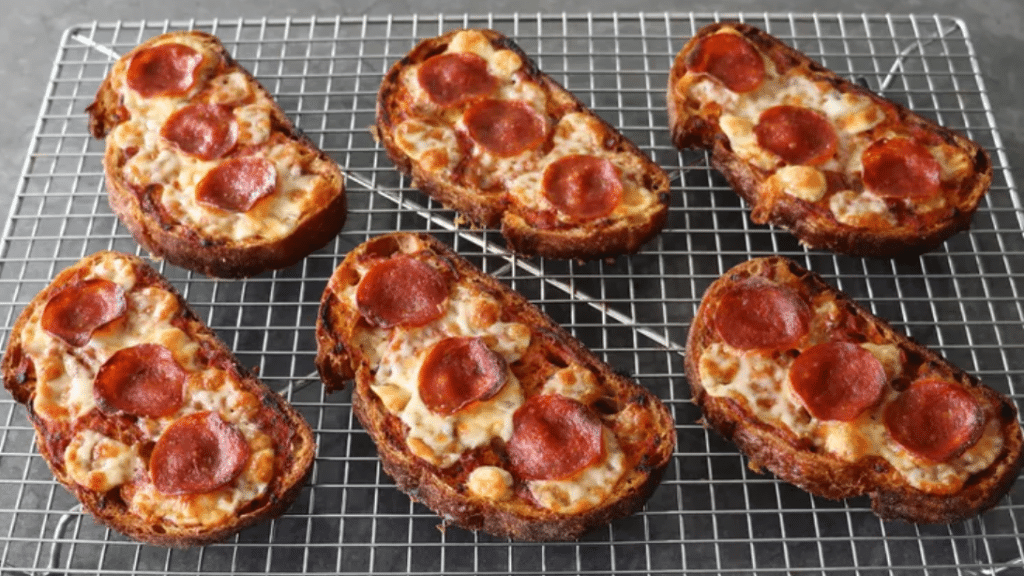 6-Ingredient Bread & Butter Pizza Recipe