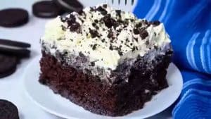 Best Oreo Chocolate Poke Cake
