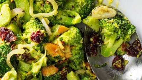 Broccoli Salad With Creamy Avocado Dressing | DIY Joy Projects and Crafts Ideas