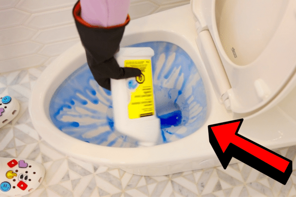 Easy Bathroom Cleaning Tips from Experts