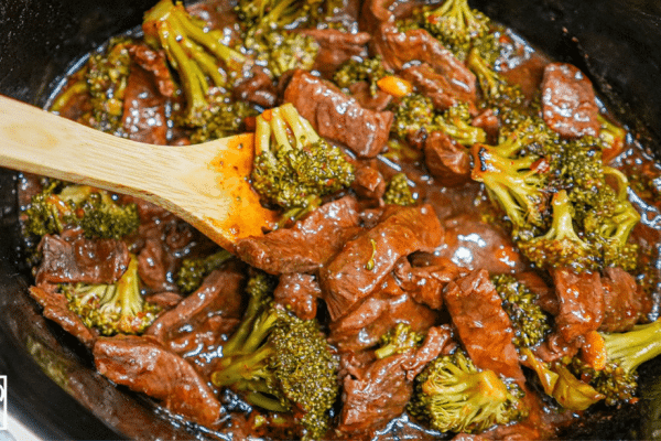 Easy Crockpot Beef and Broccoli Recipe