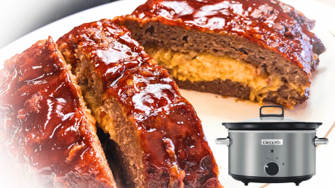 Easy Crockpot Cheese-Stuffed Meatloaf Recipe | DIY Joy Projects and Crafts Ideas