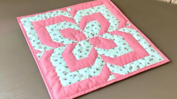 Easy Flower Patchwork Block for Beginners - DIY Joy