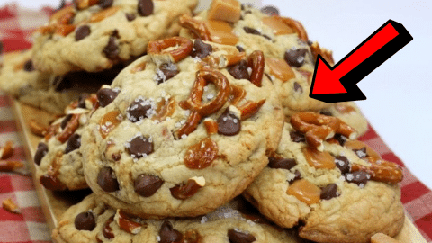 Easy Kitchen Sink Cookies Recipe | DIY Joy Projects and Crafts Ideas