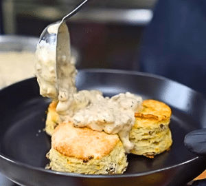 Grandma's Easy Biscuits And Gravy Recipe