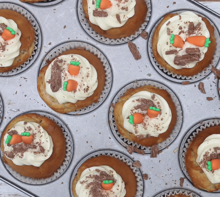 Super Easy Carrot Cake Muffins Recipe
