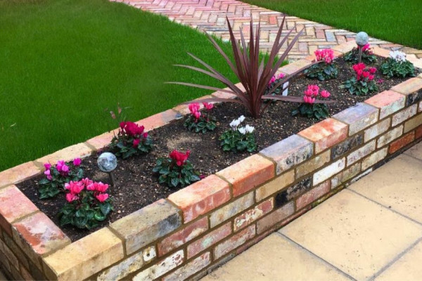 How to Make a Brick Raised Garden Planter