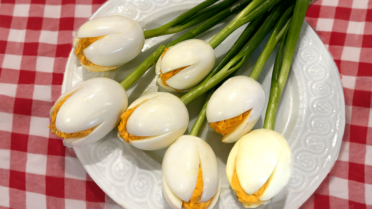 How to Make A Deviled Egg Bouquet