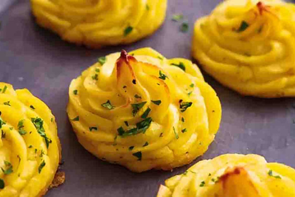 Easy Duchess Potatoes Recipe