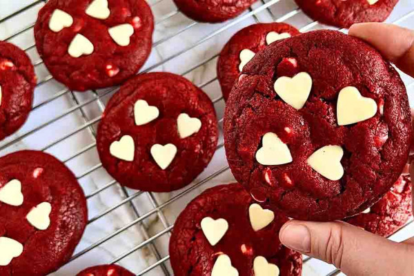 Chewy Red Velvet Chocolate Chip Cookies