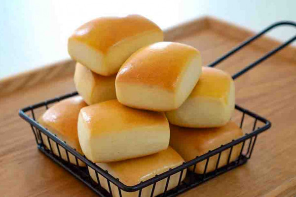 7-Ingredient Honey Bread Recipe